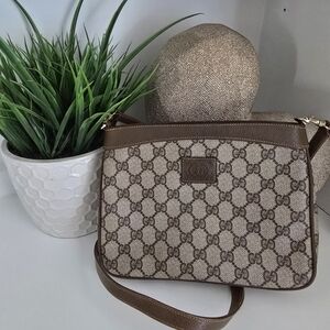 Gucci Beige and Brown GG Shoulder Bag